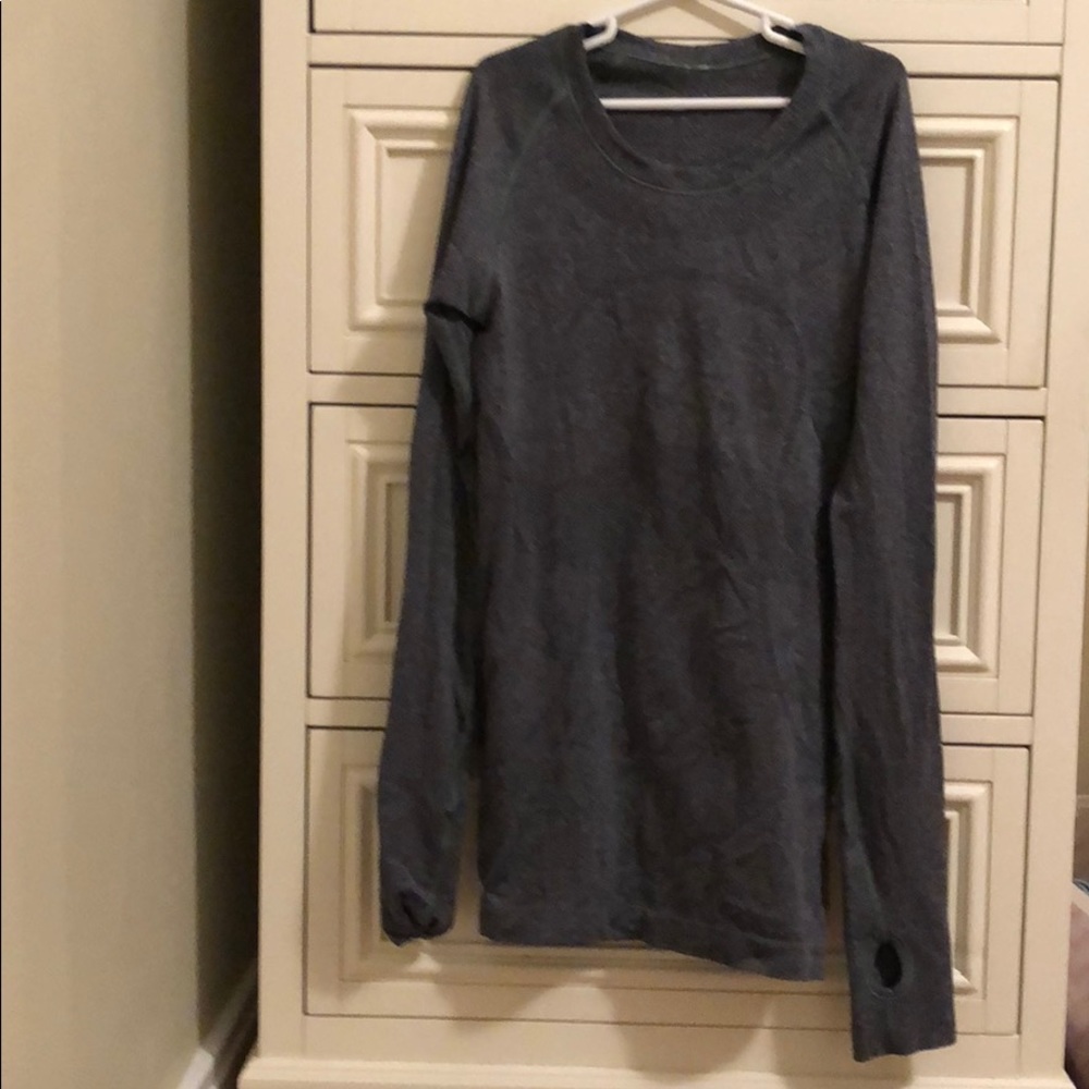LULULEMON shirt - long sleeve